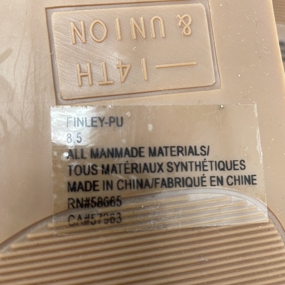 14th & Union Finley NWOT Nordstrom Gladiator Sandals Strappy Silver Size 8.5 - Picture 11 of 11